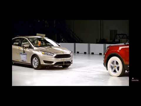 Crash test Ford Focus vs Ford Explorer