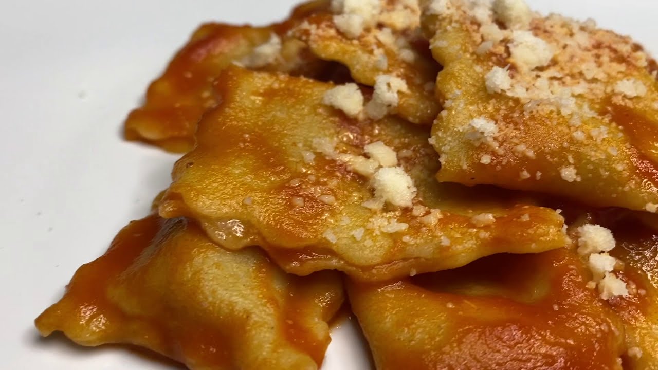 RAVIOLI FATTI IN CASA - Con prosciutto crudo !! [ Ripieno facilissimo ]