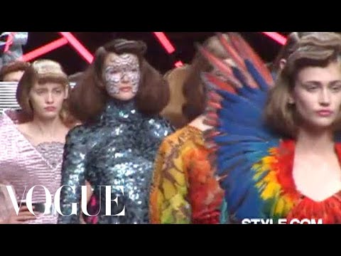 Fashion Show - Alexander McQueen: Spring 2008 Ready-to-Wear