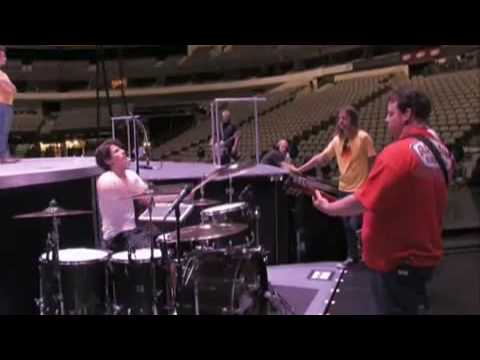 download lagu mp3 mp4 Jonas Brothers Quarto Fratello, download lagu Jonas Brothers Quarto Fratello gratis, unduh video klip Jonas Brothers Quarto Fratello