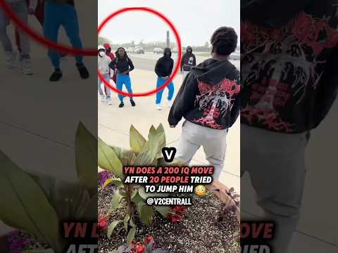 YN macht einen 200-IQ-Move, nachdem 20 Leute versucht haben, ihn anzugreifen😳