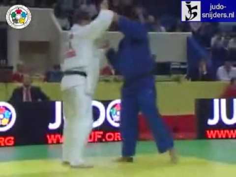 Judo 2009 Paris: Toyoda (JPN) - Breitbarth (GER) [+100kg] bronze.