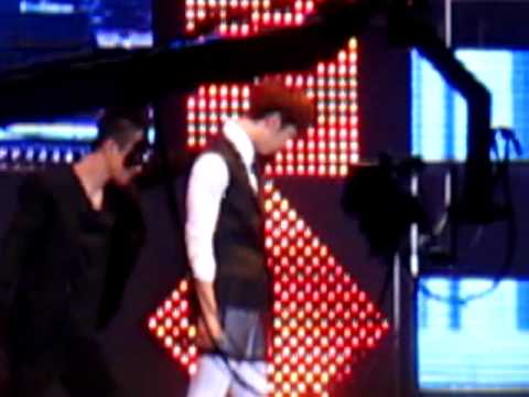 100824 2AM Pusan lotte department big star concert - I did wrong (kwon)