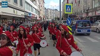 Bando Sesleri Yıllar Sonra Bafra Sokaklarında Yankılandı 