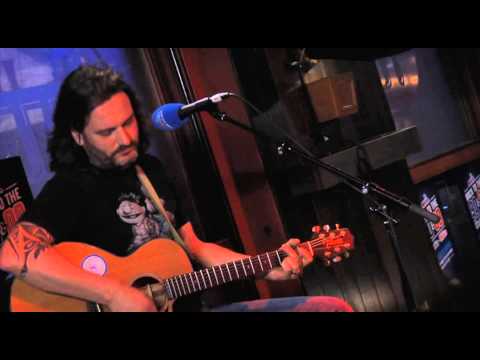 MNM 90's & 00's Café: Biezebaaze - It's my life