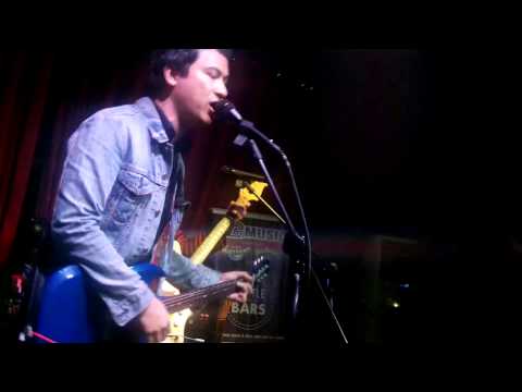 Sandwich feat. Ely Buendia - Magasin (Live at 12 Monkeys)