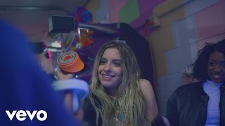 Sophie Beem - Skyline