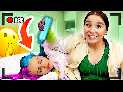 HAARE HEIMLICH im Schlaf BLAU & PINK färben  ! 😳😂  (Sorry) - Celina