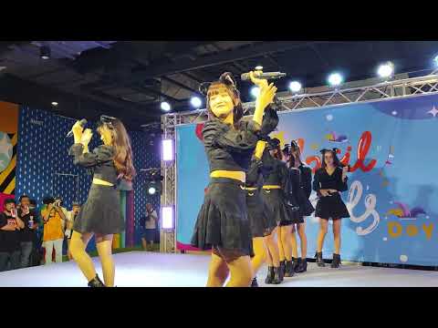 The Glass Girls : Summer Chu! Chu! Paradise @ Idol April Fool Day - The Market Bangkok【4K 60FPS】