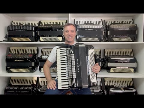 Acordeon Excelsior Model A2 - Quarta Oitavada - 11/4 Reg. - 10.9 kg - 49 cm - Jeferson Oliveira