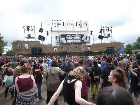 Flo Tek Hilarant @ Infamous Armada - Scène TlescoP / Tek Hilarant - Juin 2016 - Botmeur