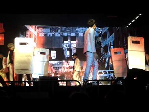 Divinity Party COVER 2PM @HELLO KOREA  2nd Concert