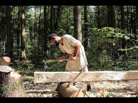 Medieval carpentry | hewing a Tree trunk into a beam