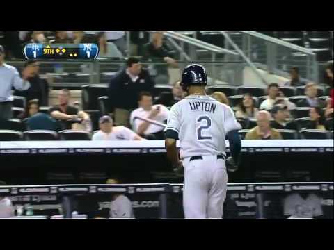 2012/05/09 Upton's game-tying sac fly