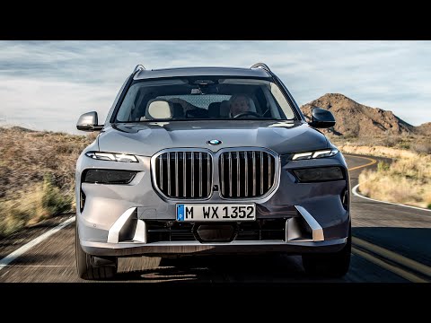 2022 BMW X7 xDrive40i G07 - Driving