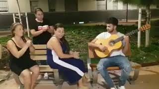 Gitana cantando -La luna es de caramelo( niña pastori)