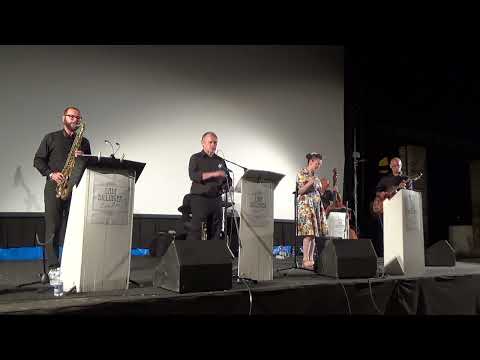 Lady Dillinger Swing Band - Guarda che Luna