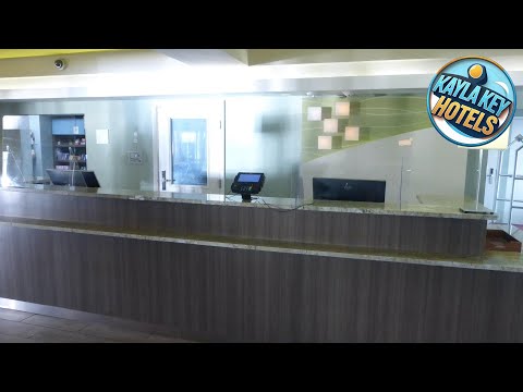 Red Roof PLUS+ & Suites Tampa | Tampa (FL), United States | Hotel Review 🏩