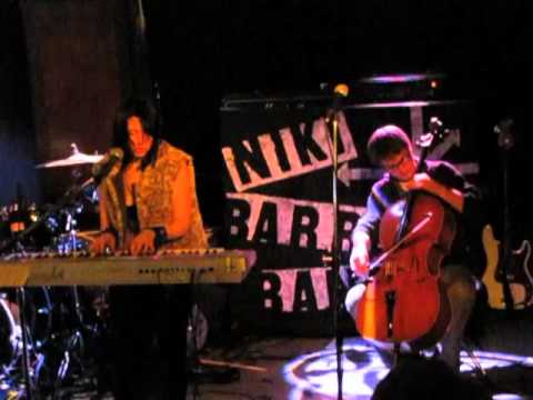 Niki Barr Band - Fallen