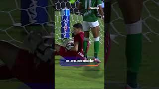 BRAZÃO SALVA O PEIXE! O goleiro do Santos defenda a penalidade e impede o gol do Guarani!