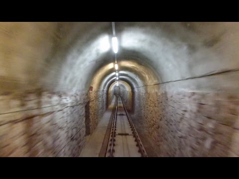 Mit der Standseilbahn von Davos zum Weissfluhjoch