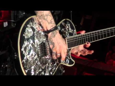 X-Japan Silent Jealousy Sugizo Guitar Solo (Live at Oakland Fox Theater) HD