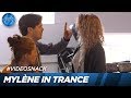 Mylène wordt onder hypnose gebracht | UTOPIA