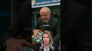 Flávio Bolsonaro cresce no cenário político enquanto o governo Lula enfrenta novos desafios.