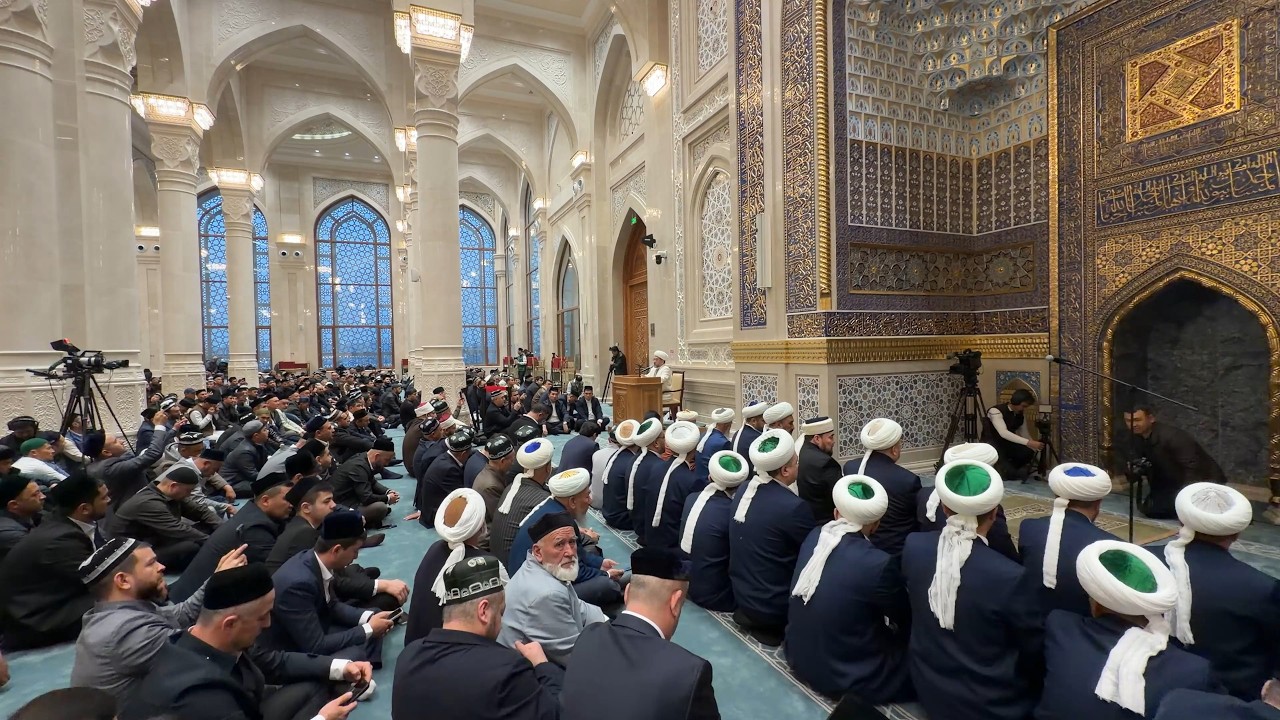 "Imom Buxoriy" masjid-majmuasida hayit namozi shukuhi