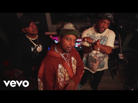 Red Mcfly - No Exceptions ft. Juelz Santana
