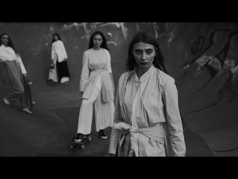 VON POE VII x RUMAN - Radio Man [Official Music Video]