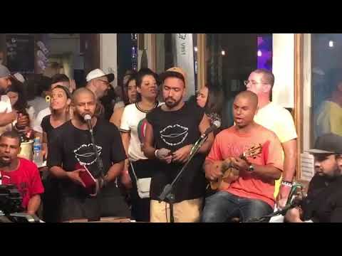 Grupo Nó na Madeira com Fernando Procópio no beco do rato