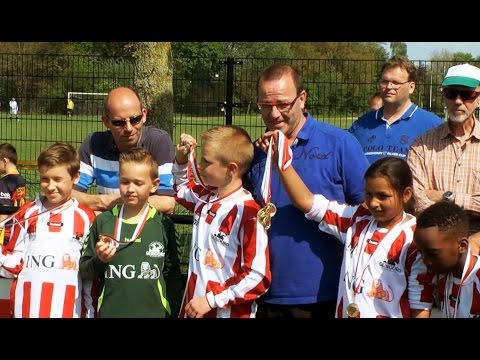 Geinoord huldigt zeven jeugdteams | NieuwegeinTV