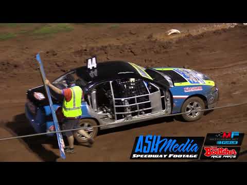 Street Stocks: Barron and Barbeler A-Main Drama - Kingaroy Speedway