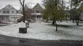 preview picture of video 'Snow in Purcellville, Va 29 Oct 11'