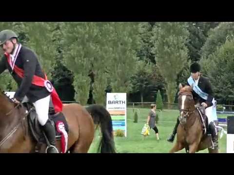 VIDEO Dostihový spolek - Drezúra, cross a parkur, to vše bylo na MČR ve všestrannosti