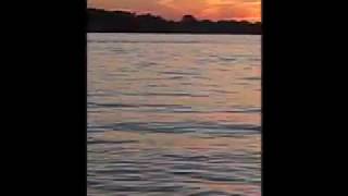 preview picture of video 'Sunset with Reagan on White Bear Lake 4W1B6L'
