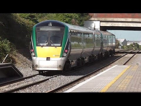 22000 Class ICR Train number 22255 - Park West & Cherry Orchard