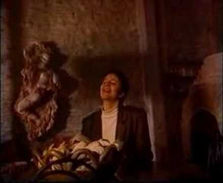 Laura Canoura - Detrás del miedo-1992