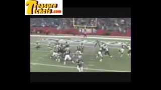 Tom Brady’s so good he’s basically just trolling the rest of the NFL at this point. Fantastic sell job selling the high snap. 

