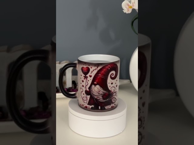 Vídeo relacionado con ZONSUSE Universo Taza de Café Mágica,Espacio Taza Cambia Color,Astronauta Mug de Cerámica Termosensible, Regalo Espacial Original para Familia Amigo Chico Chica Niño 330ml (Universo)