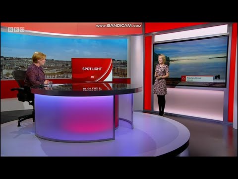 Bee Tucker - Black Tights & Heels - 22/10/21