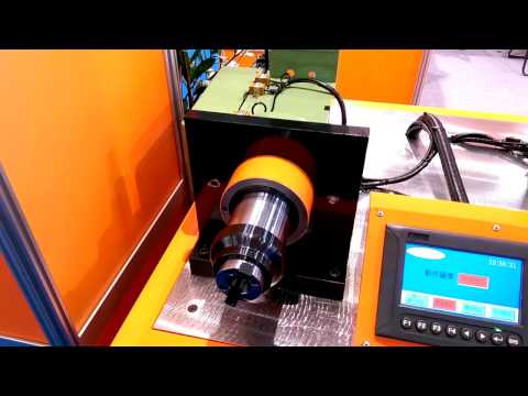 Servo/flange type drilling-tapping spindle head