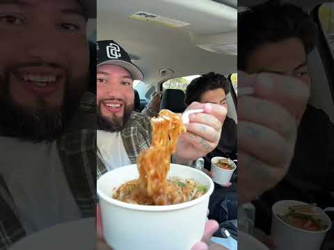 {Eating With Cesar} Trying Thai food at the local spot