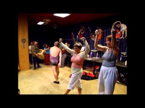 Guzsalyas 25: Táncházi népszínház