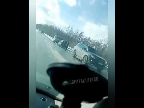 В Якутии перевернулась автомашина УФСИН с осужденными В Якутии перевернулась автомашина УФСИН с осужденными