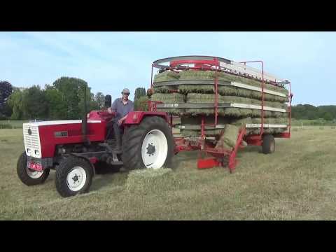 Landb. Van Hullebusch - Knesselare - Steyr 650, John Deere 346 en Kemper Ballen automat