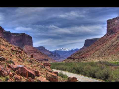 Phoneheads & The Duesseldorf Symphonic Orchestra - Subject Beautiful ( ft. Cleveland Watkiss)(HD)