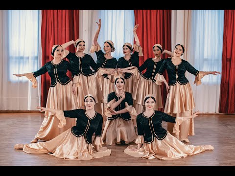Garib Al Dar by Zaray Dancers