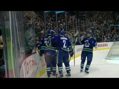 Canucks Vs Sharks - Henrik Sedin 1-0 Goal - 01.20.11 - HD